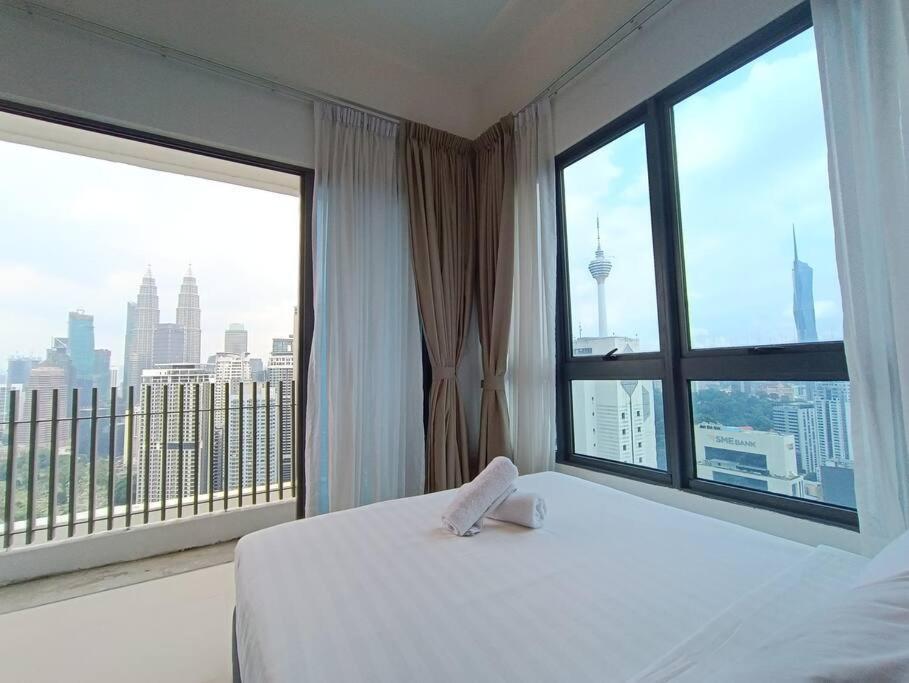 Cl 30A Super Kl View Infinity Pool Klcc Apartment Kuala Lumpur Bagian luar foto