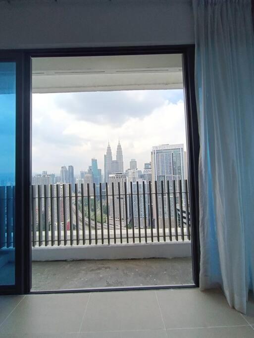 Cl 30A Super Kl View Infinity Pool Klcc Apartment Kuala Lumpur Bagian luar foto