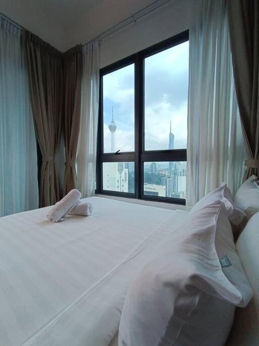 Cl 30A Super Kl View Infinity Pool Klcc Apartment Kuala Lumpur Bagian luar foto