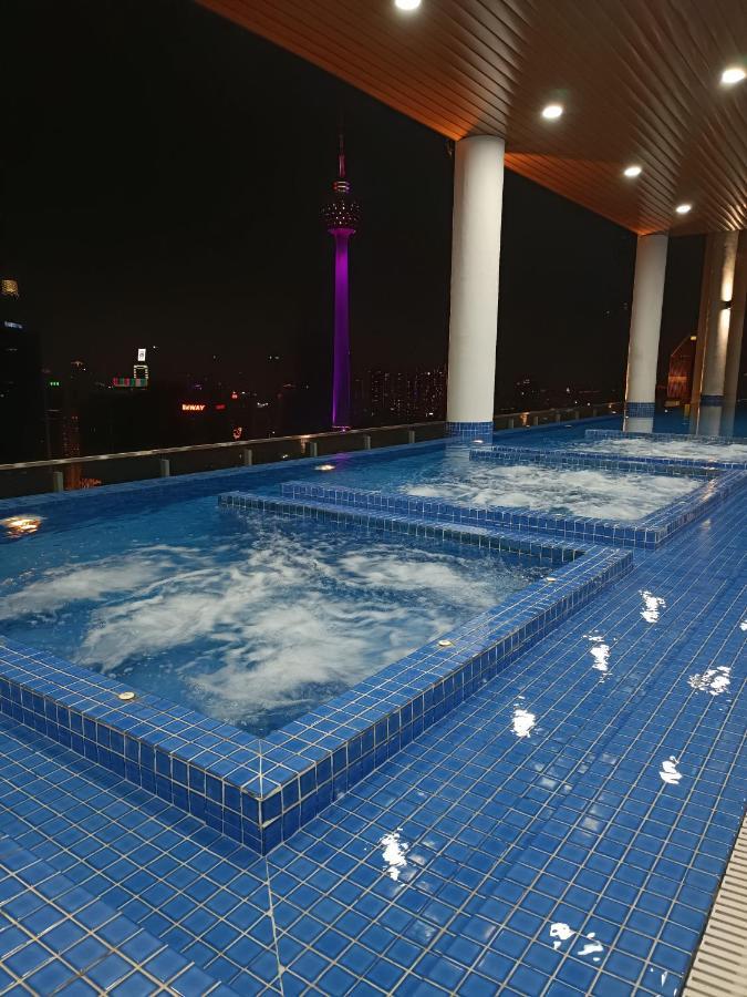 Cl 30A Super Kl View Infinity Pool Klcc Apartment Kuala Lumpur Bagian luar foto